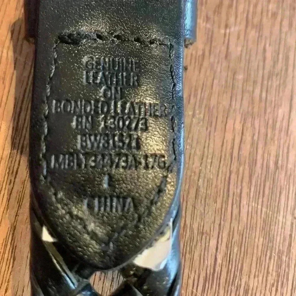 Source Unknown 100% leather  belt, braided with silver buckle - Picture 5 of 5